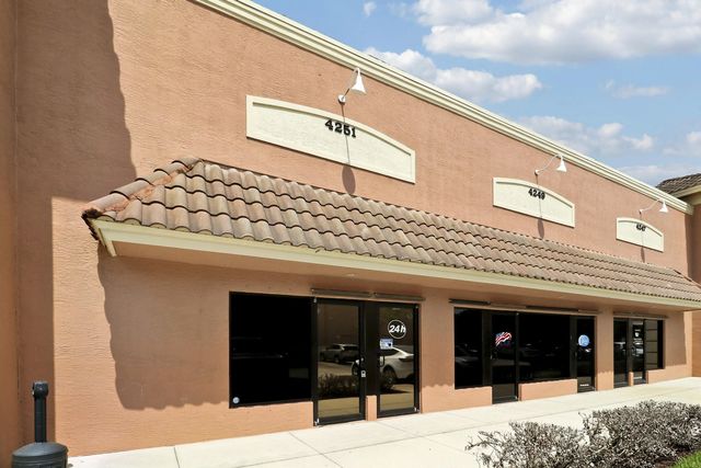 4251 Sw High Meadow Avenue, Palm City