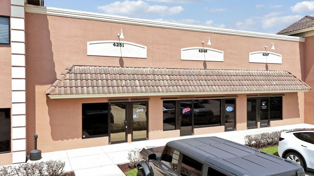 2 of 32 - 4251 Sw High Meadow Avenue, Palm City, FL