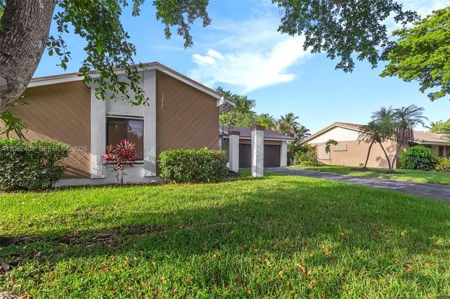 3 of 76 - 11905 Sailboat Drive, Cooper City, FL