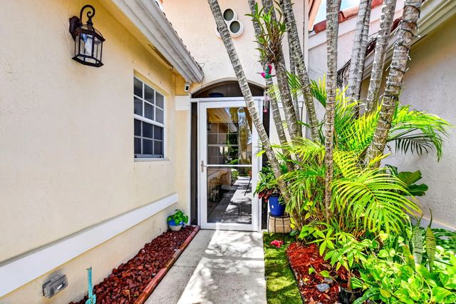 4 of 37 - 7285 Burgess Drive, Lake Worth, FL
