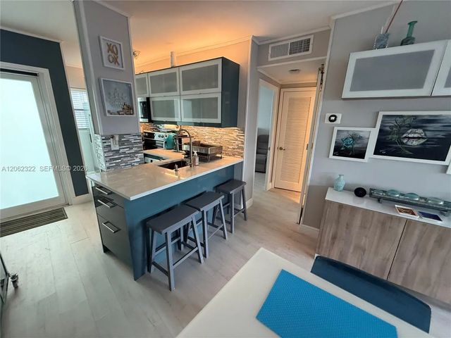 5 of 29 - 3250 Ne 28th Street #212, Fort Lauderdale, FL