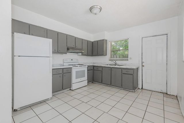 4 of 54 - 1911 Sw 4th Avenue #1-3, Fort Lauderdale, FL