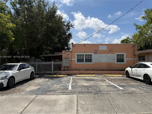 N/A, Opa-Locka