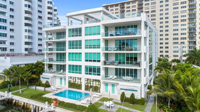 2 of 44 - 353 Sunset Drive #202, Fort Lauderdale, FL