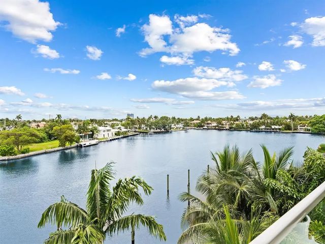 4 of 44 - 353 Sunset Drive #202, Fort Lauderdale, FL