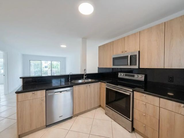 1541 S Ocean Boulevard #219, Pompano Beach
