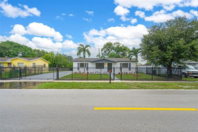 3400 Nw 211th Street, Miami Gardens