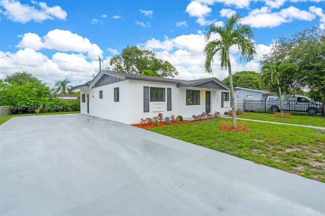 4 of 41 - 3400 Nw 211th Street, Miami Gardens, FL