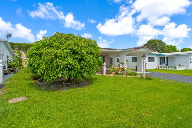 3 of 28 - 4159 Nw 52nd Avenue, Lauderdale Lakes, FL