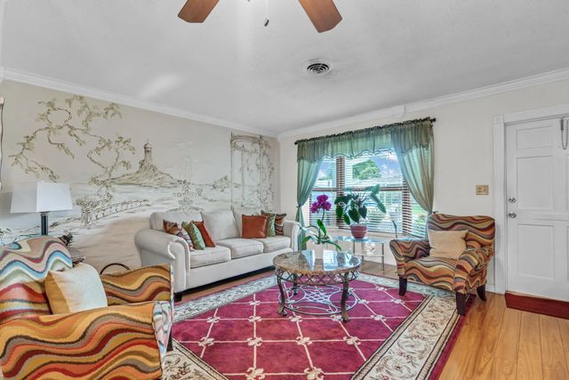 5 of 28 - 4159 Nw 52nd Avenue, Lauderdale Lakes, FL