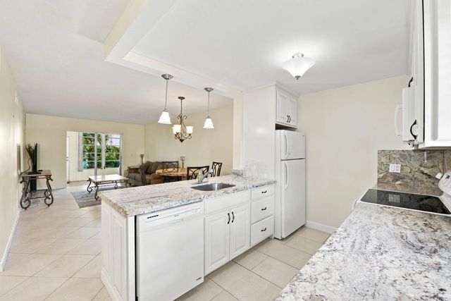 2223 Ne 1st Court #101, Boynton Beach