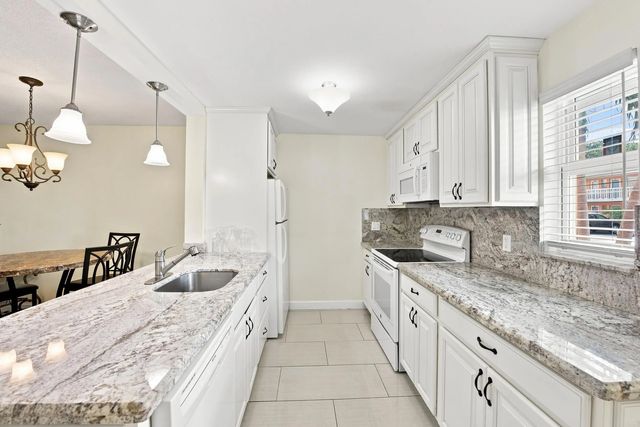 3 of 31 - 2223 Ne 1st Court #101, Boynton Beach, FL