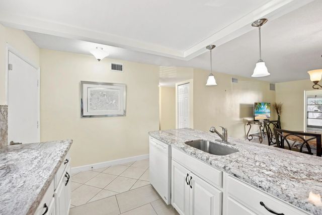 5 of 31 - 2223 Ne 1st Court #101, Boynton Beach, FL