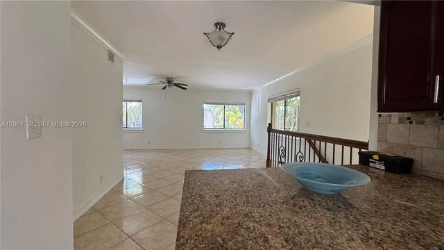 3 of 17 - 175 Wimbledon Lake Drive, Plantation, FL