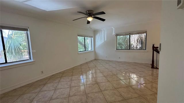 4 of 17 - 175 Wimbledon Lake Drive, Plantation, FL