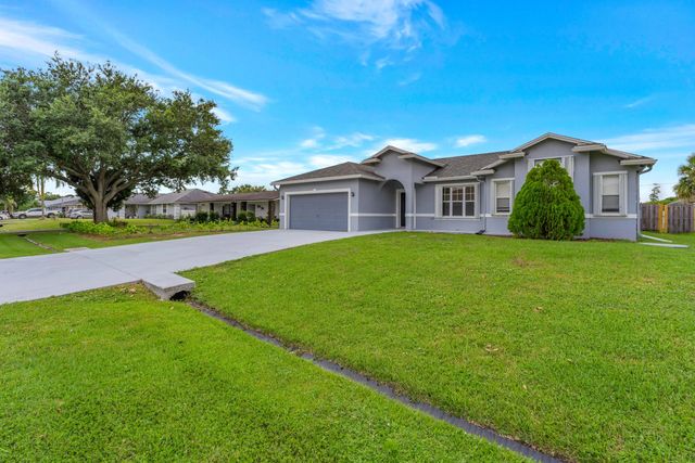 2320 Sw Madrid Road, Port St. Lucie