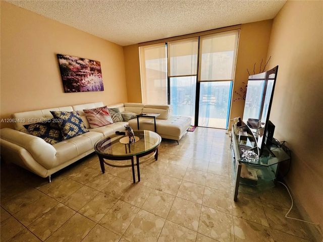 5 of 31 - 18181 Ne 31st Court #ph03, Aventura, FL