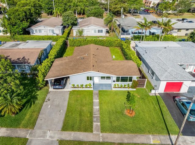 2 of 29 - 2111 N 14th Court, Hollywood, FL