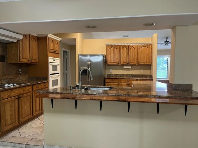 1073 Sw Canary Terrace, Port St. Lucie