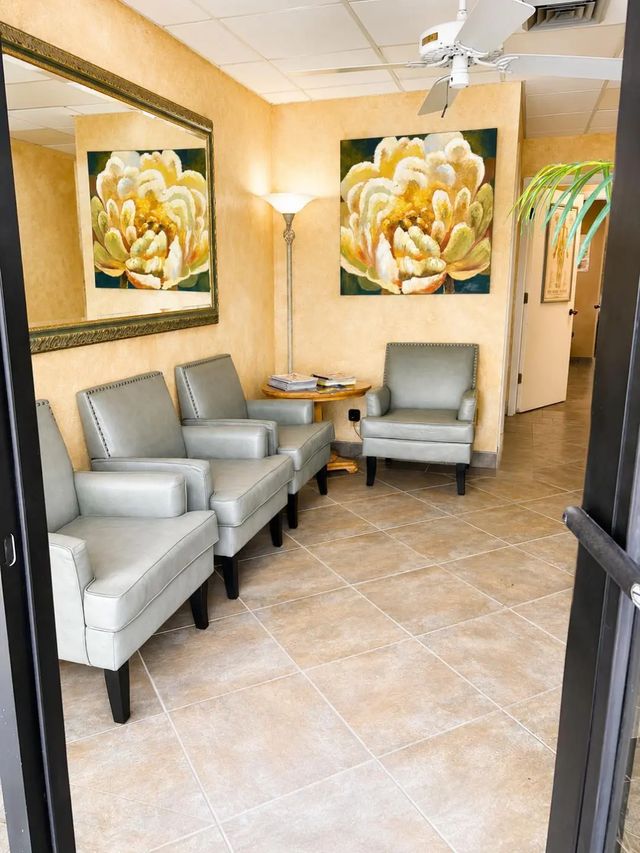 3 of 16 - 5663 Nw 29th Street, Margate, FL