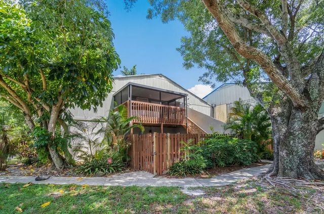 2 Crossings Circle E #e, Boynton Beach