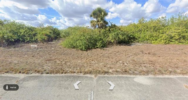 3 of 4 - 820 Berkshire, LaBelle, FL