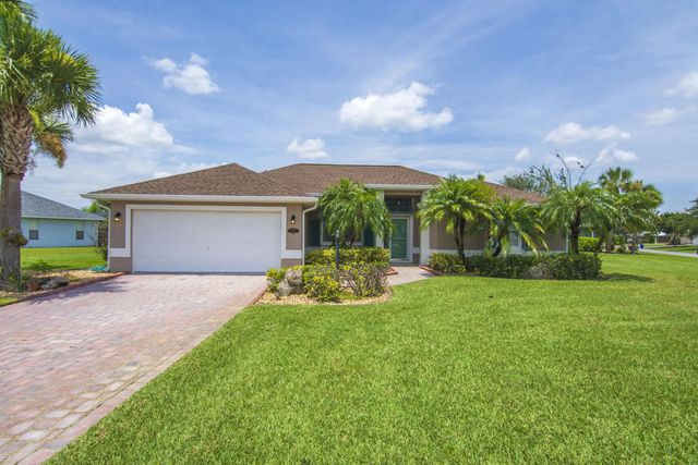 1025 Southlakes Way Sw, Vero Beach