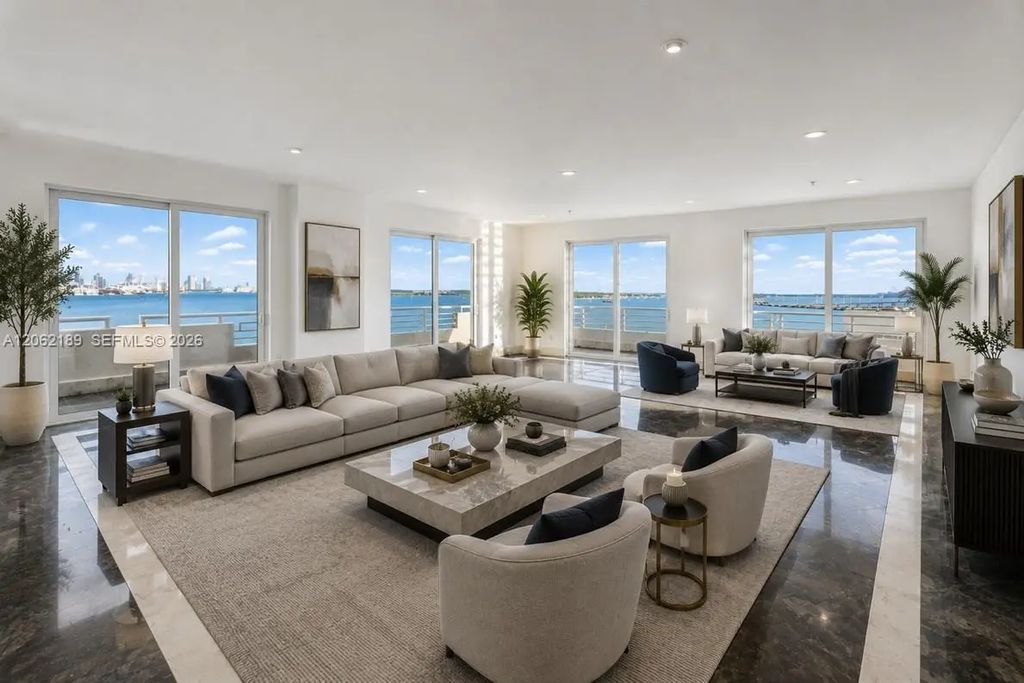1402 Brickell Bay Drive #1601, Miami