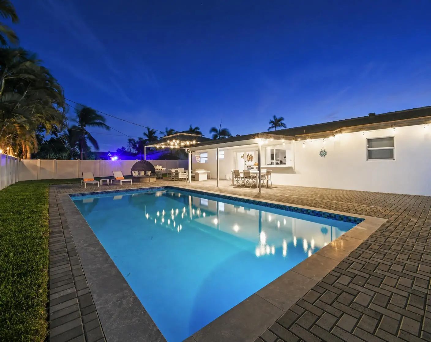 5040 Ne 22nd Avenue, Lighthouse Point