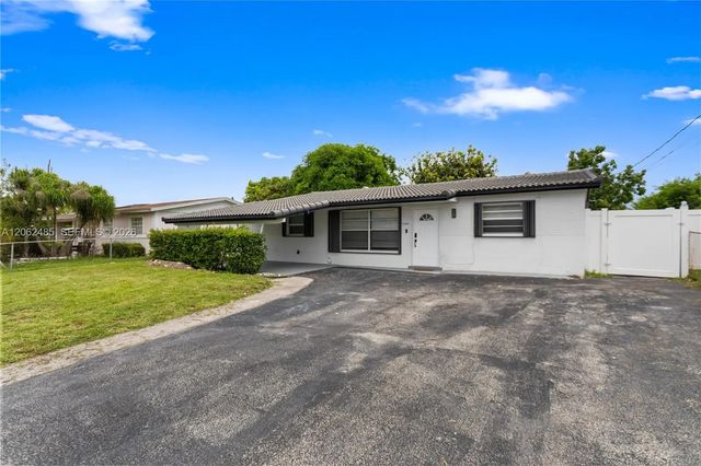 2 of 57 - 1000 Nw 23rd Terrace, Pompano Beach, FL