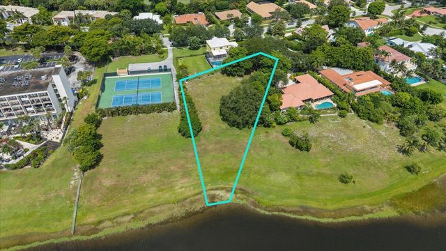 3 of 12 - 10 Sunningdale Circle, West Palm Beach, FL