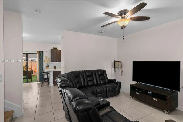 4 of 29 - 12758 Sw 230th Street, Miami, FL