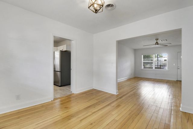 4 of 19 - 917 N Ocean Breeze, Lake Worth Beach, FL