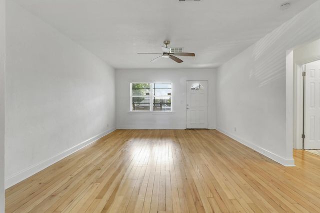 5 of 19 - 917 N Ocean Breeze, Lake Worth Beach, FL