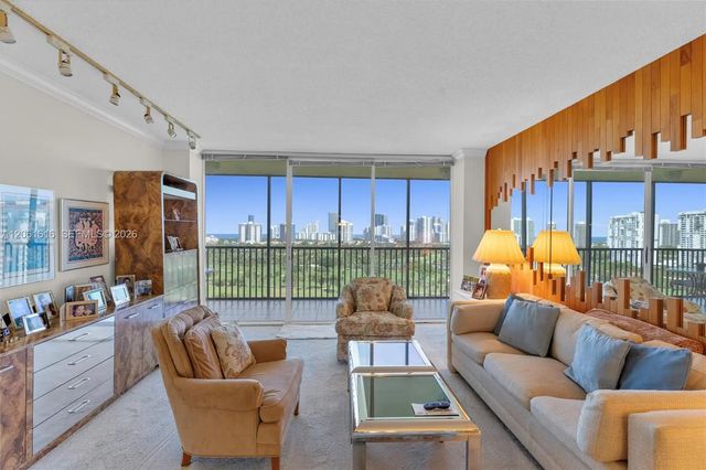 4 of 34 - 20335 W Country Club Drive #1806, Aventura, FL