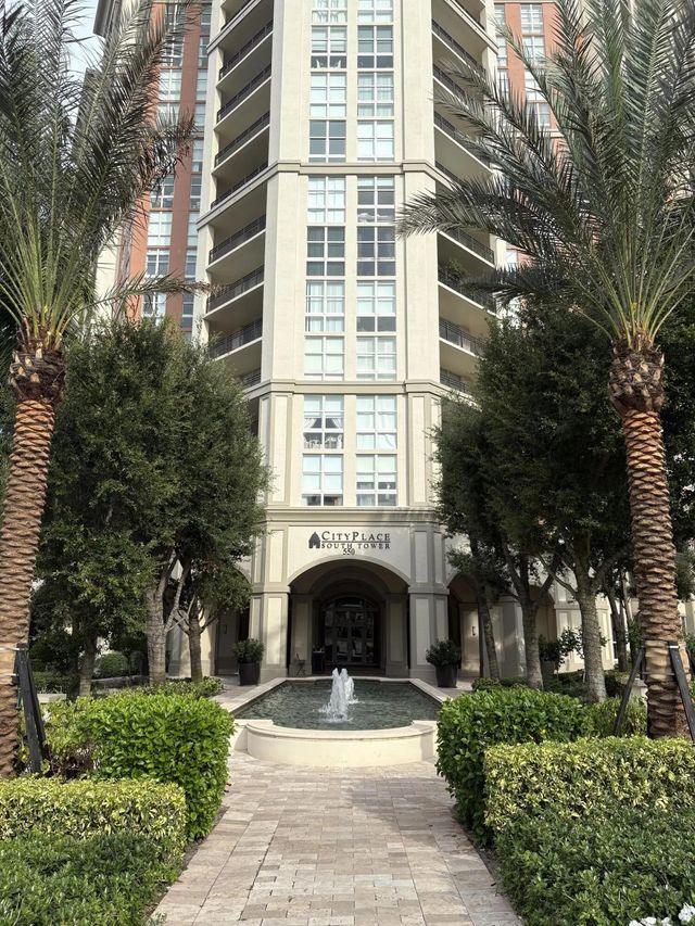 550 Okeechobee Boulevard #825, West Palm Beach