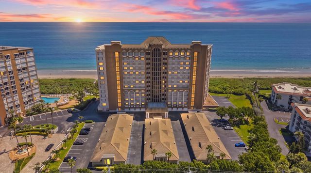 3 of 64 - 4160 N Highway A1a #1002, Hutchinson Island, FL