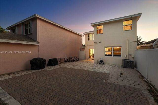 4 of 47 - 4044 Eastridge Circle, Deerfield Beach, FL