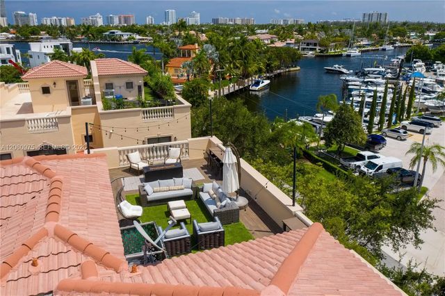 2106 Se 7th Street #2106, Pompano Beach