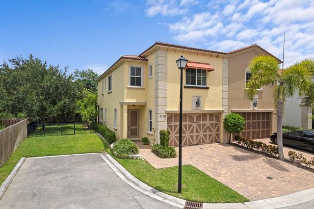 2134 Sabal Tree Court, West Palm Beach