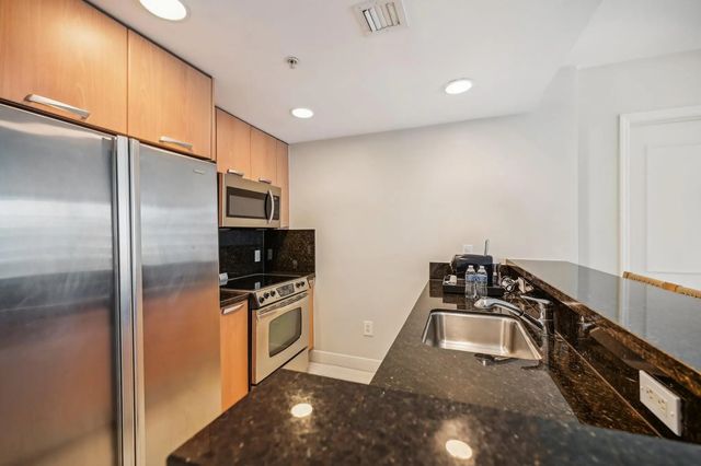 5 of 50 - 505 N Fort Lauderdale Beach Boulevard #813, Fort Lauderdale, FL