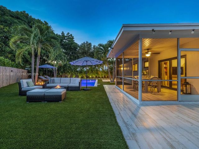 4 of 119 - 11504 Ne 6th Avenue, Biscayne Park, FL