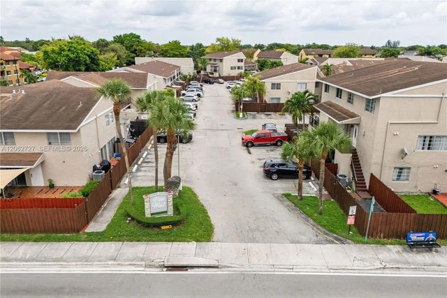 2 of 42 - 15680 Sw 82nd Cir Lane #8-8, Miami, FL