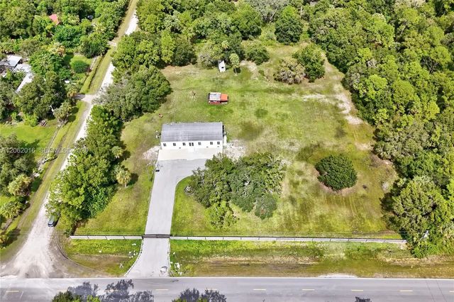 227 Hunting Club Avenue, Clewiston