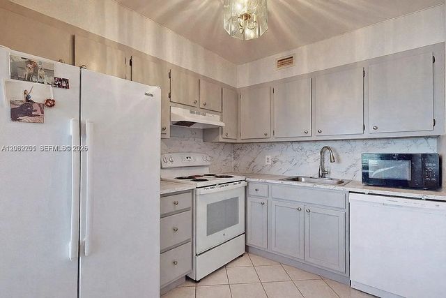 2 of 28 - 13450 Sw 3rd Street #408d, Pembroke Pines, FL