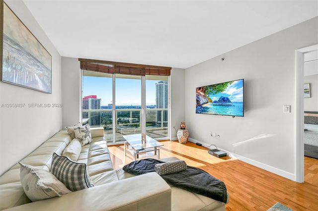 2 of 29 - 1850 S Ocean Drive #2709, Hallandale Beach, FL