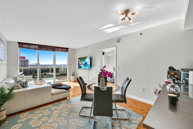 5 of 29 - 1850 S Ocean Drive #2709, Hallandale Beach, FL