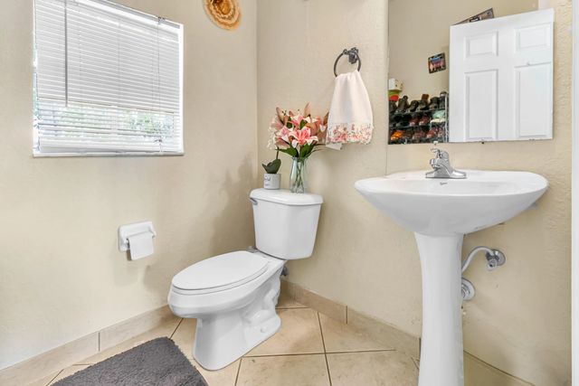 2 of 21 - 4205 Emerald Vista, Lake Worth, FL