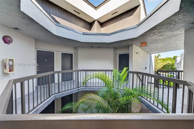 3 of 39 - 9429 Fontainebleau Boulevard #201-33, Miami, FL