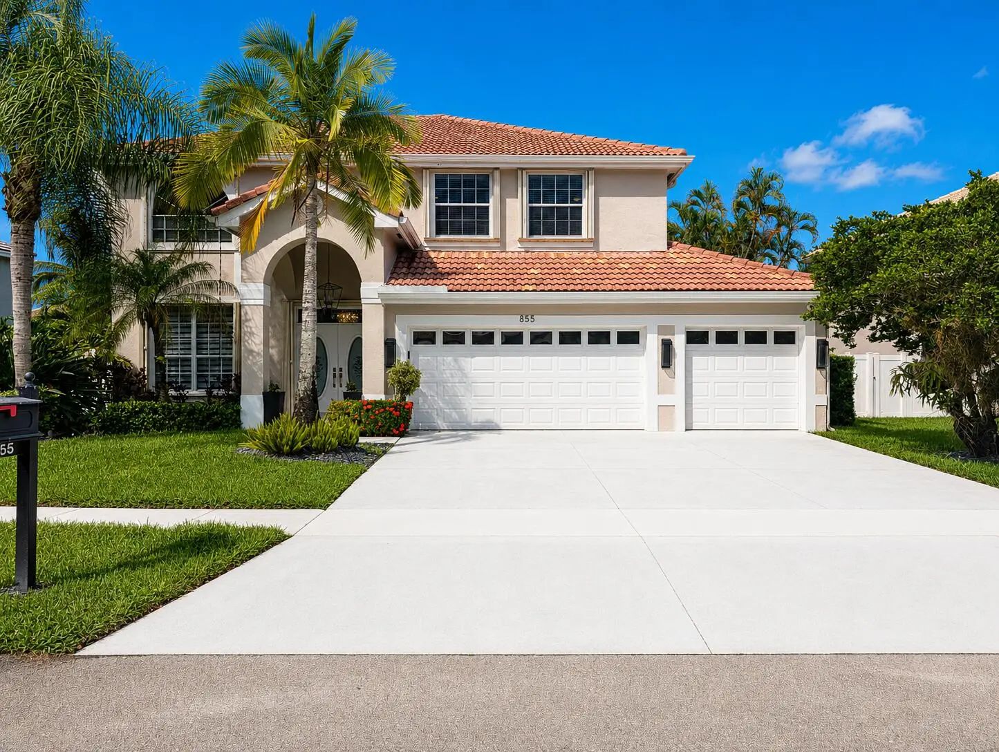855 Sw 174th Terrace, Pembroke Pines